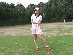 浮気妻の屋外ファック