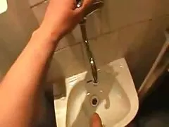 リトル中国で大きなタンブル