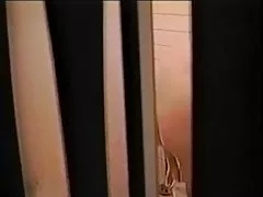 彼女の毛むくじゃらの猫をクソ