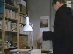 ハニー ワイルダーは、若い男を楽しんでいます