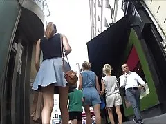 屋根裏部屋でホイップ クリーム