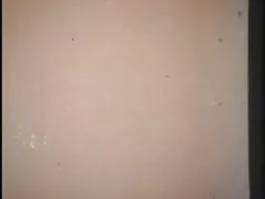 最高のロシアの熟女ママの息子の友人のポルノ クリップ