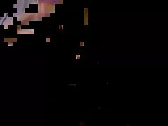 兄貴 nl ホット ブロンド十代の女の子に服を着せるのおっぱいを示しています