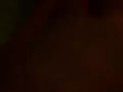 垂れ下がった巨乳熟女