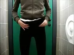 愛の巣のシーン 2 jk1690