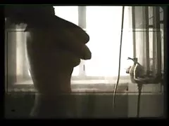 フィストファック堤防を濡らしても