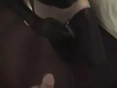 かわいい女装を取得します gangbanged