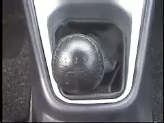 ママは、すべてによって彼をファックする男 conviences 18 yo フッカー