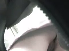 おばあちゃんのクソと彼女は入れ歯で遊んで