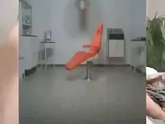 連結および支配されるアジアの十代