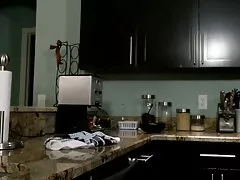 巨乳ラティーナ毛むくじゃらの猫