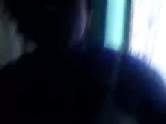 毛むくじゃらの女と甘いママ