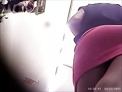 甘いイブ ブルネット十代のコックをしゃぶり、ファックれちゃった