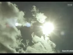 彼女の毛深いオマンコをポンプの 2 つの負荷