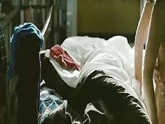 アジアの女子大生は、homeworked 彼女のお尻を取得します。