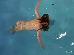 派手な女性征服ダサい