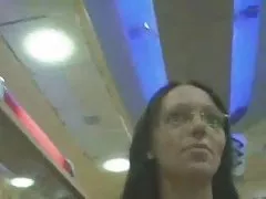 赤毛のお母さん毛むくじゃらの赤い女は!