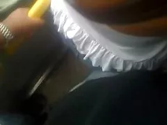 バスの大きなお尻 encoxando を模索