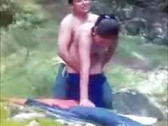 Empinate、ダイアナ!メキシコは、川でつかまえられる!