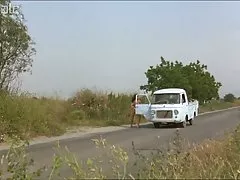 パオラ iovinella ブラック ホール