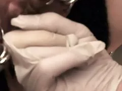 巨根でぎゅうぎゅう詰めの毛むくじゃらの猫