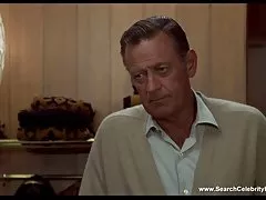 Realityjunkies 痴女女子高生の机の上の先生を乗り物